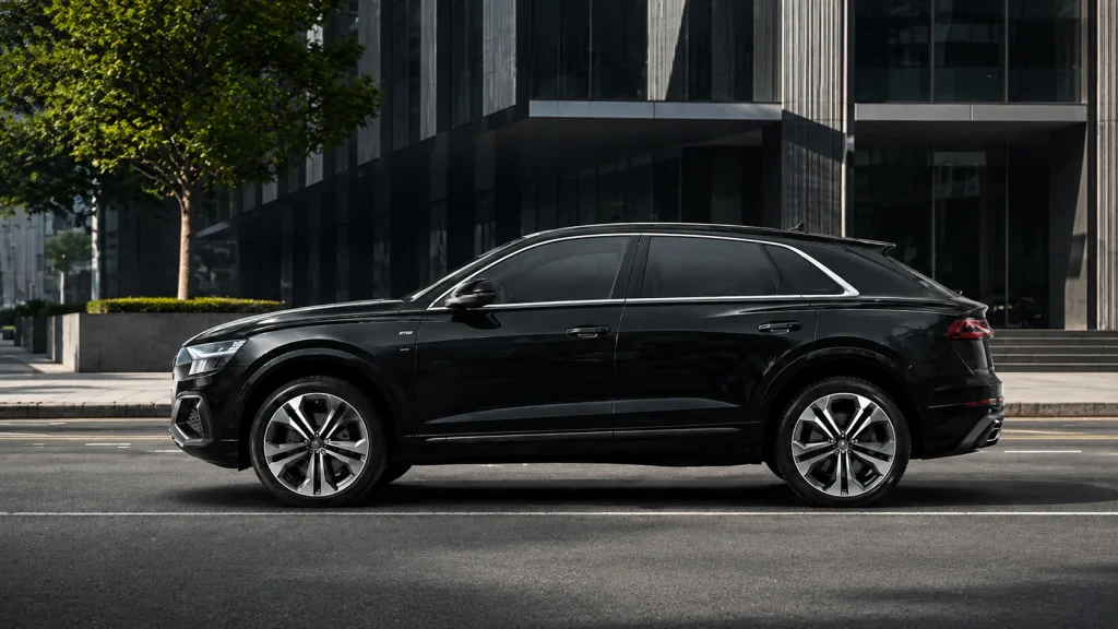 Audi Q8 3 0L TFSI Quattro Velg R21 — foto 2