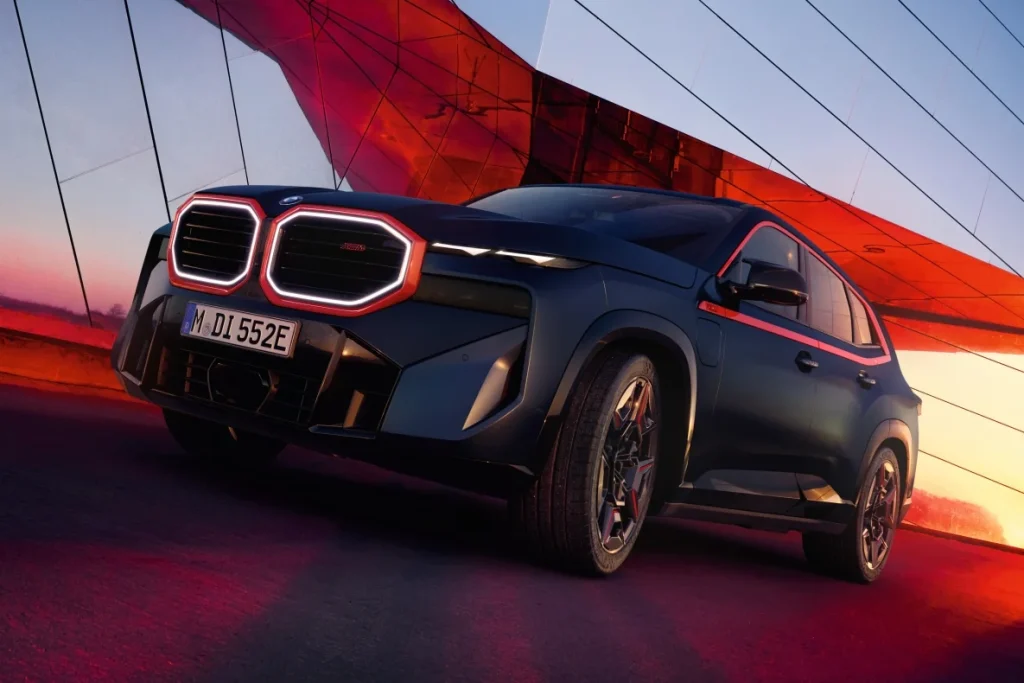 BMW Xm 50e — foto 7