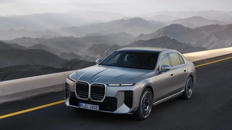 BMW I7 Xdrive60 Gran Lusso — foto 2