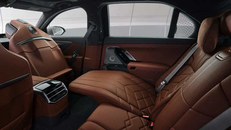 BMW I7 Xdrive60 Gran Lusso — foto 8