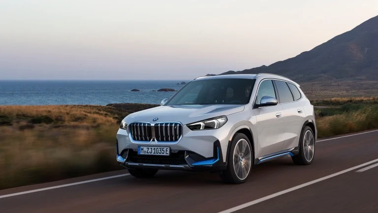 BMW Ix1 Edrive20 M Sport — foto 4