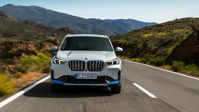 BMW Ix1 Edrive20 M Sport — foto 1