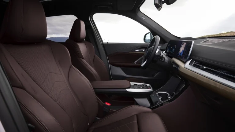 BMW Ix1 Edrive20 M Sport — foto 8