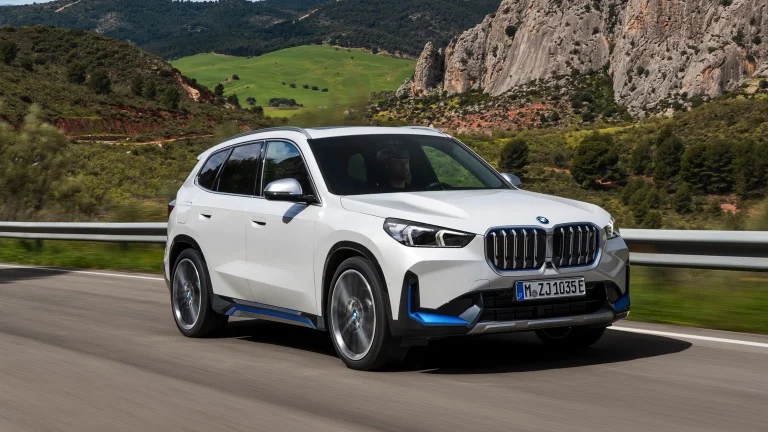 BMW Ix1 Edrive20 M Sport — foto 6
