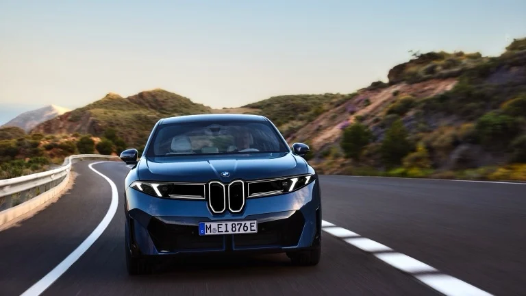 BMW Ix3 50 Xdrive M Sport — foto 1