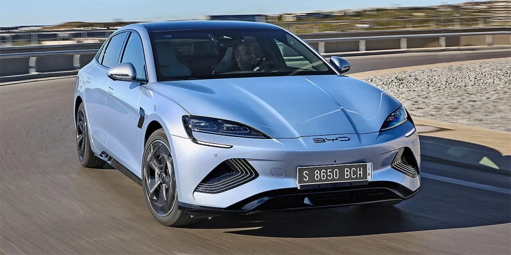 BYD Atto 4 Electric — foto 4