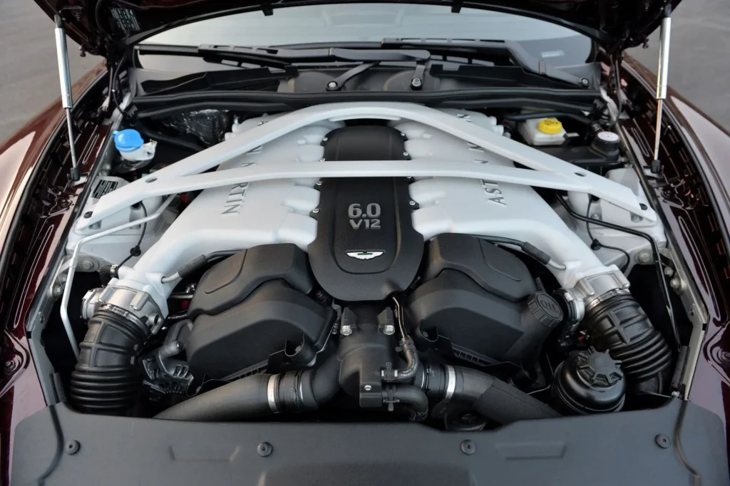 Aston Martin Rapide S Luxury — foto 3