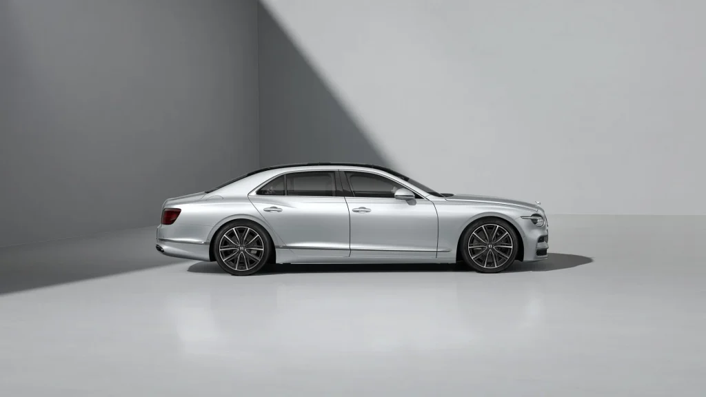 Bentley Flying Spur 4.0L V8 — foto 3