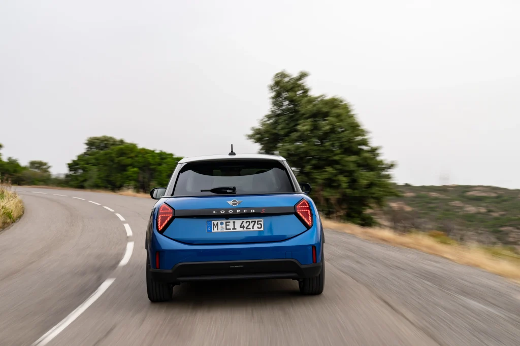 MINI 5-Door Cooper S — foto 3