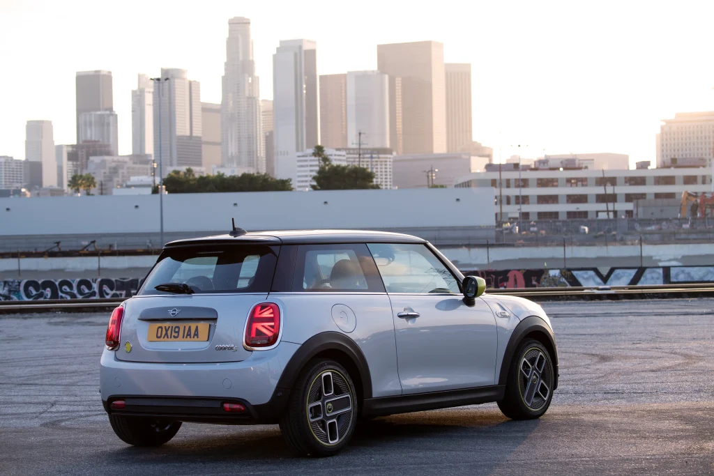 MINI Electric 32.6 kWh — foto 3