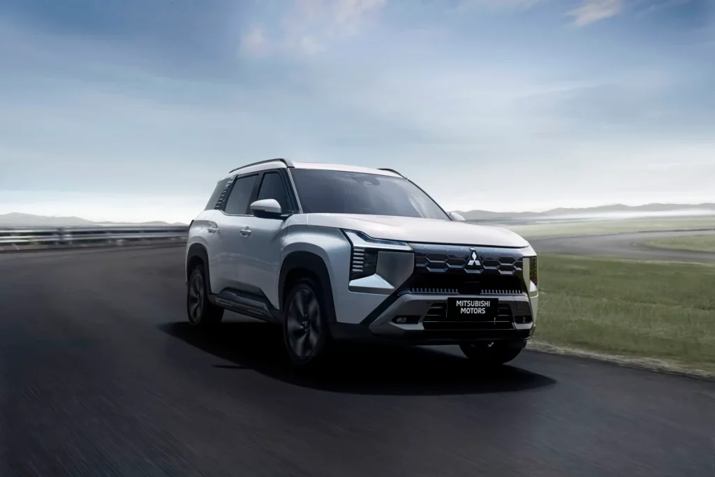 Mitsubishi Destinator Ultimate CVT — foto 1