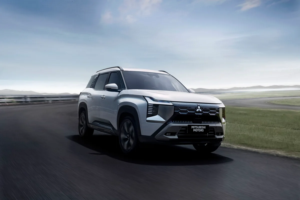 Mitsubishi Destinator Ultimate CVT