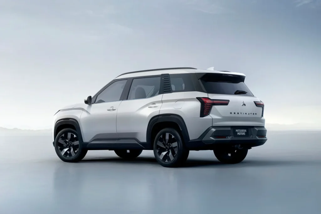 Mitsubishi Destinator Ultimate Premium — foto 4