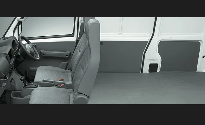 Mitsubishi L100 EV Two-Seater Blind Van — foto 4